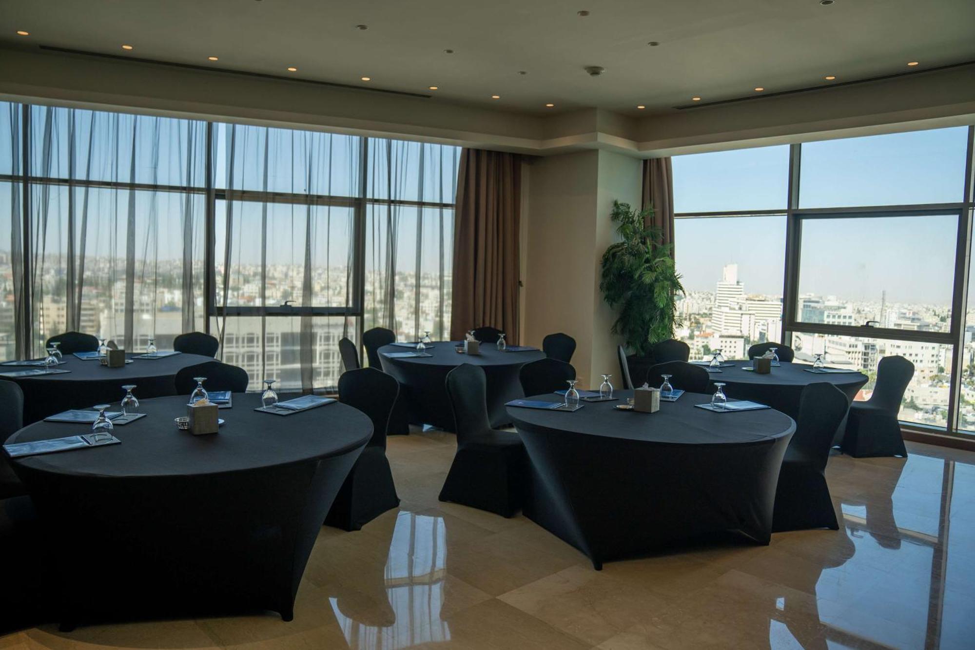 Готель Hilton Амман Екстер'єр фото Meeting room