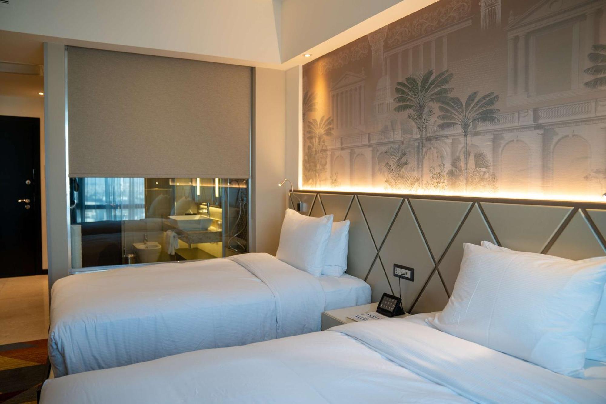 Готель Hilton Амман Екстер'єр фото Deluxe room
